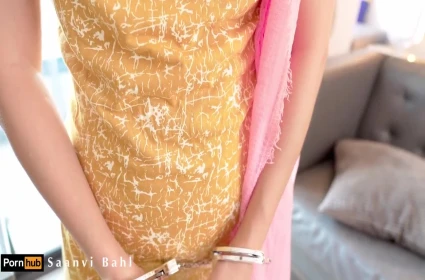 Xem Phim Sex VLXX, Cận cảnh con gái rên sướng khiến mẹ không kìm nổi lòng đòi dục